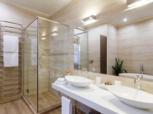 ¿Es necesario renovar la instalación eléctrica al reformar el baño?