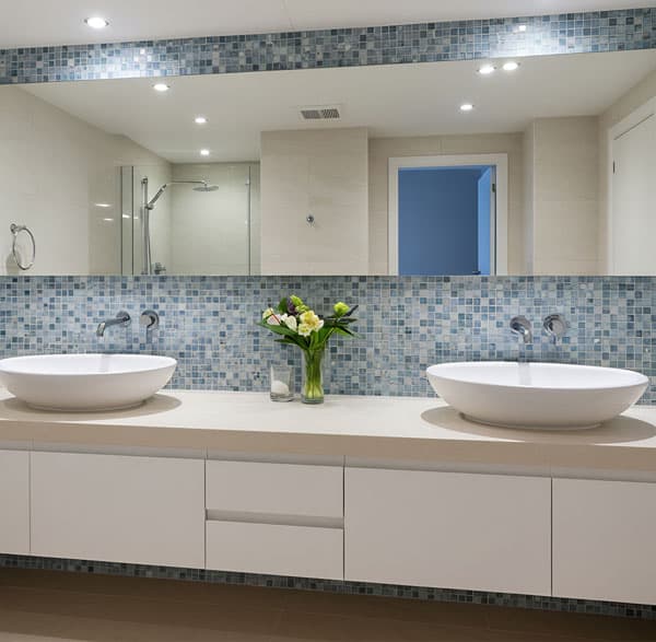 Gañe espazo coa reforma de baños en Tui